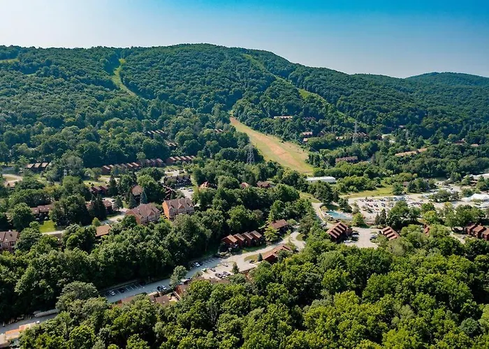 Cozy 2Br Condo W/ Valley Views